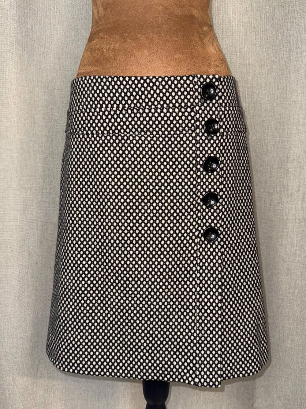 Talbots 100% Wool Black Ivory Polka Dot Button A-Line Skirt Lined Vintage Size 8